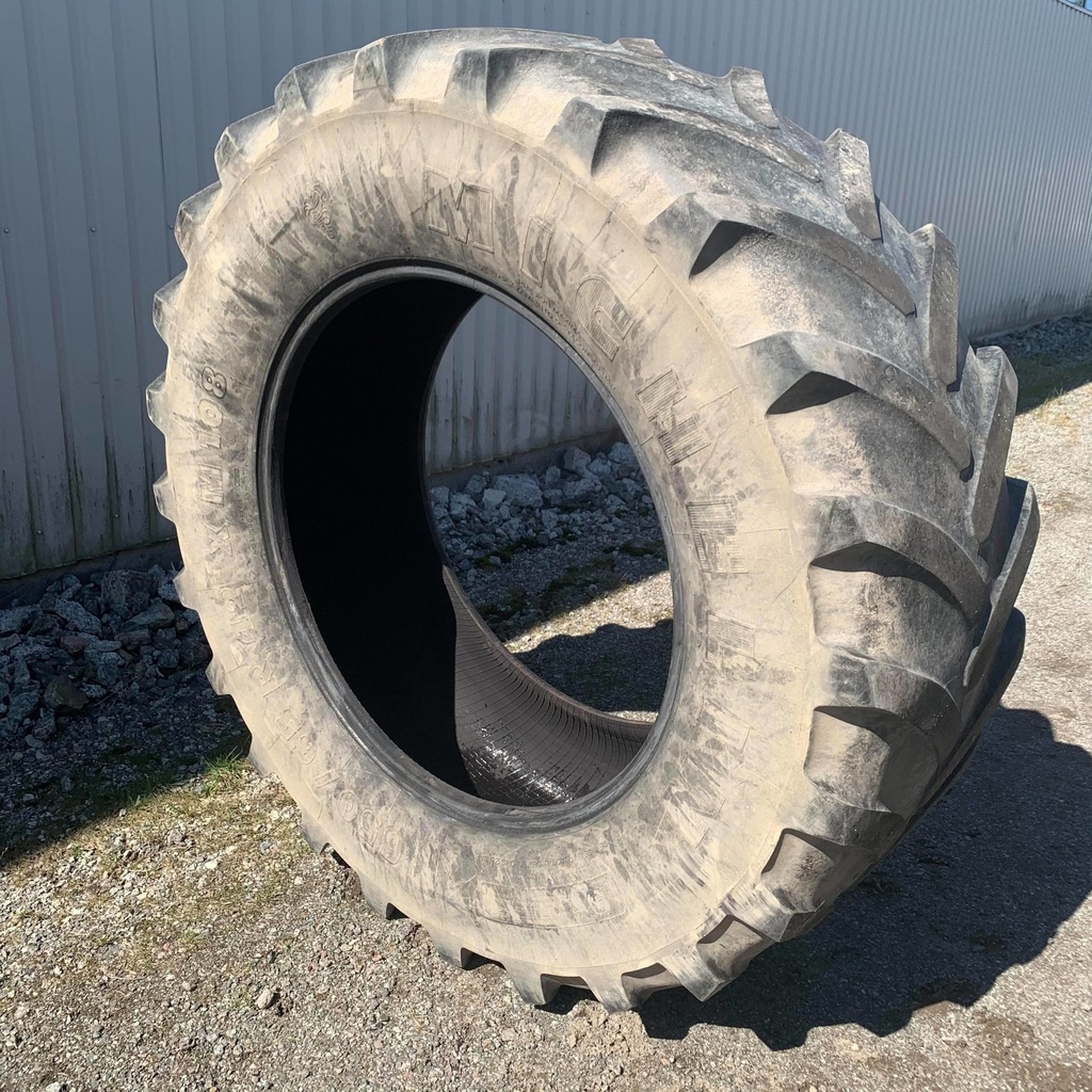 42" - 650/65r42 Michelin 