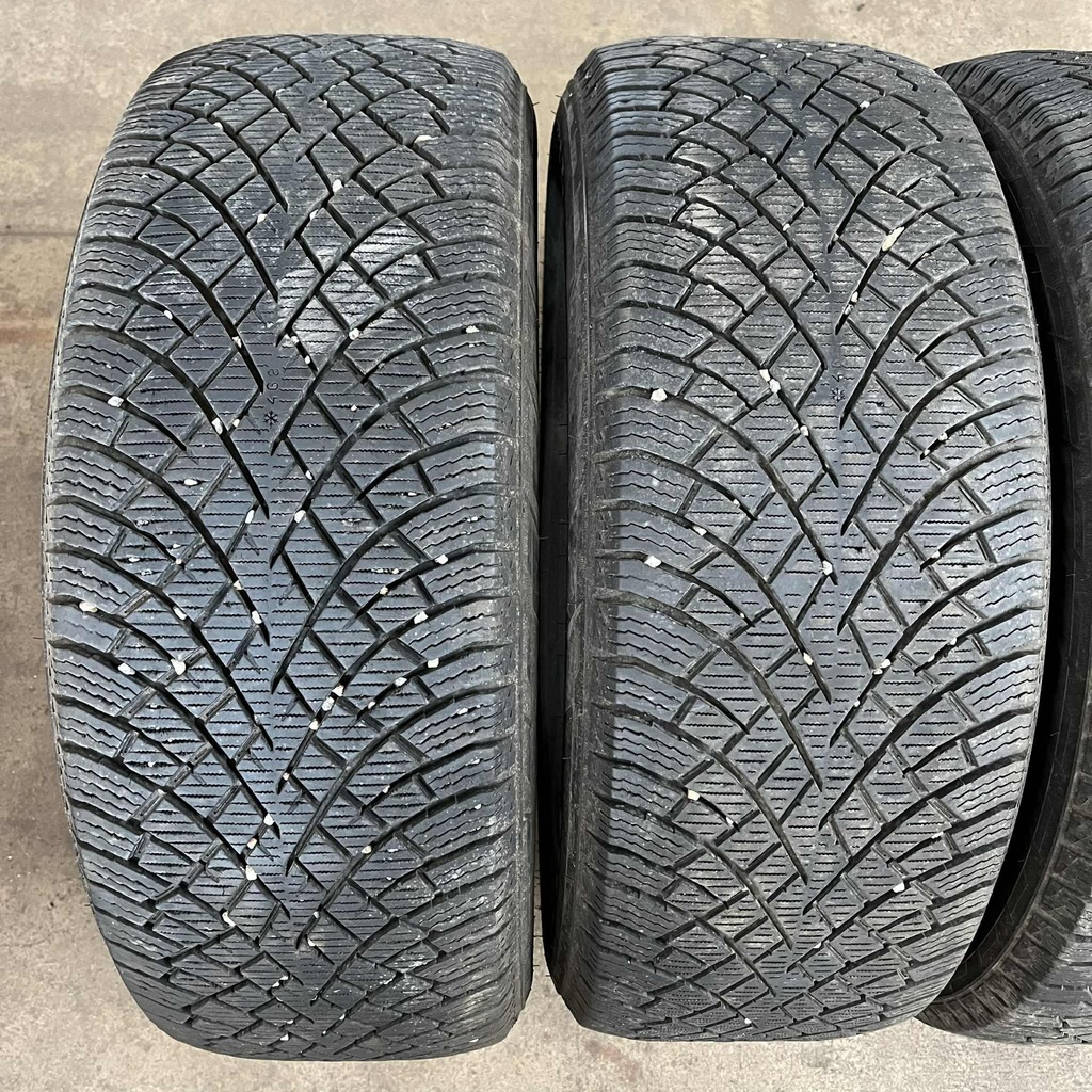 18" - 265/60r18 Nokian Tyres Hakkapeliitta R5 