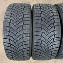 17" - 225/50r17 Pirelli Winter Ice Zero FR RunFlat 