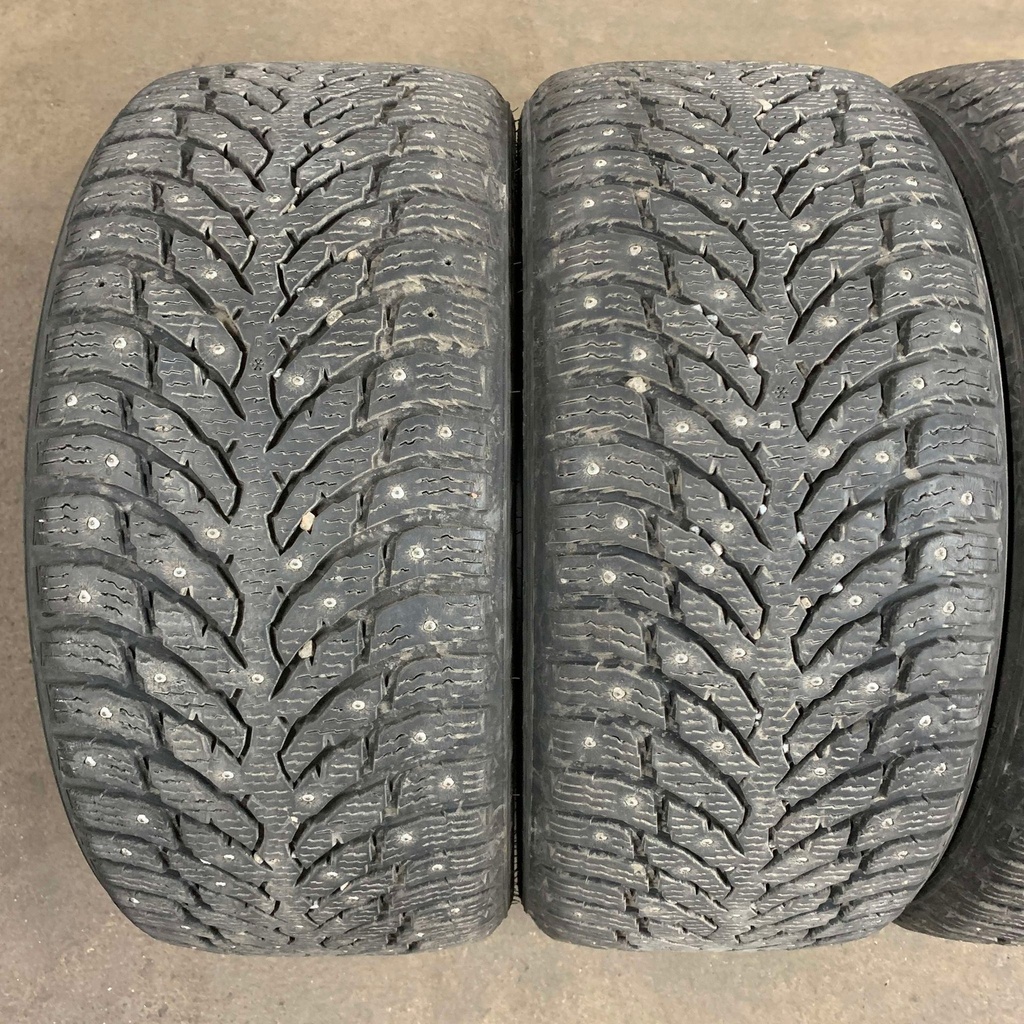 19" - 255/40r19 Nokian Tyres Hakkapeliitta 9 