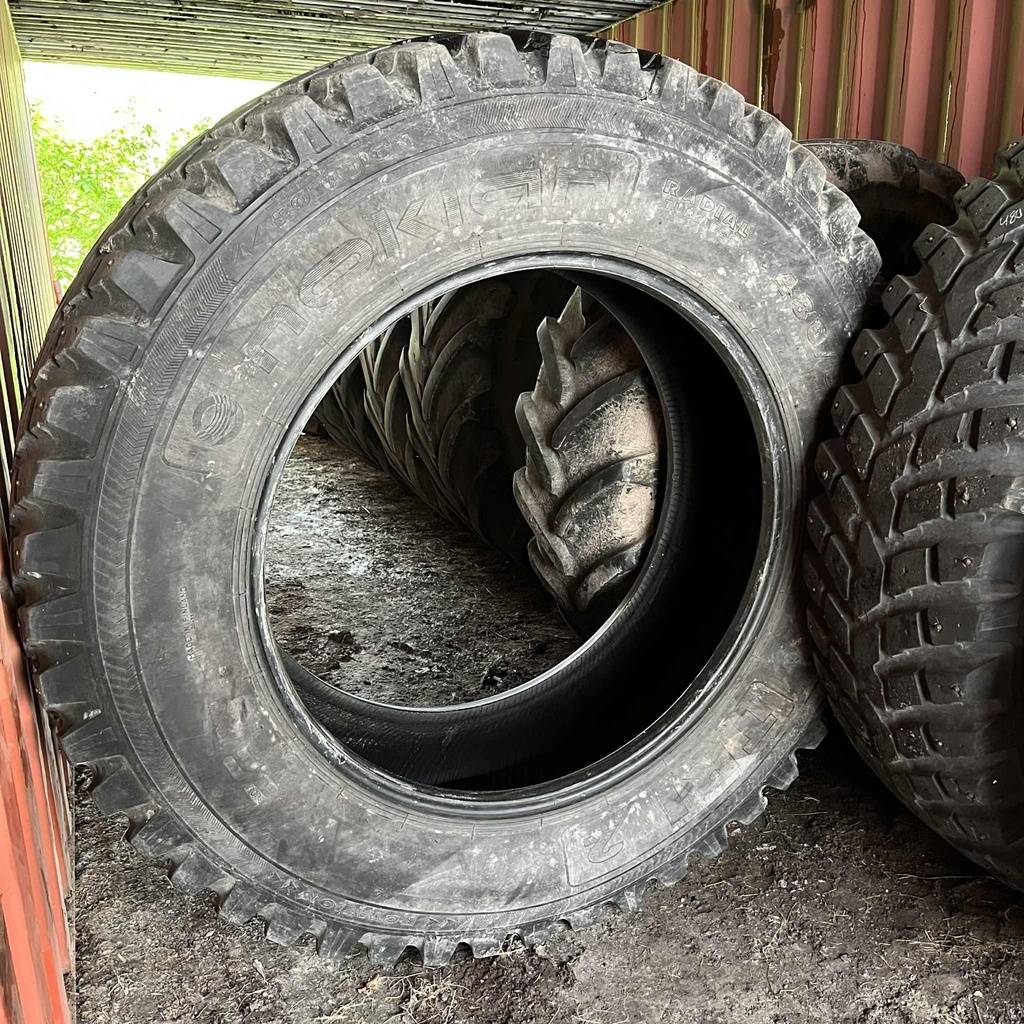 38" - 480/80r38 Nokian Tyres TRI 2 