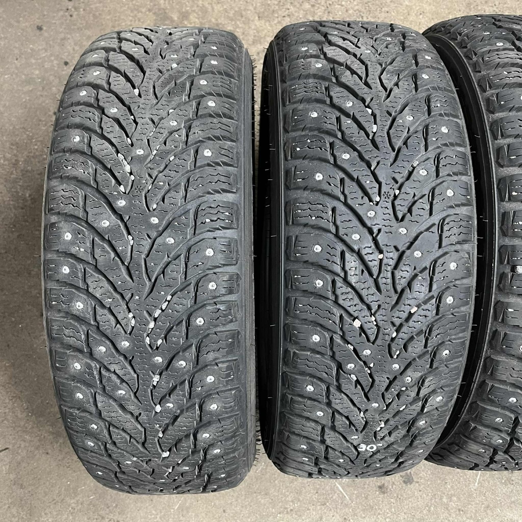 15" - 185/60r15 Nokian Tyres Hakkapeliitta 9 