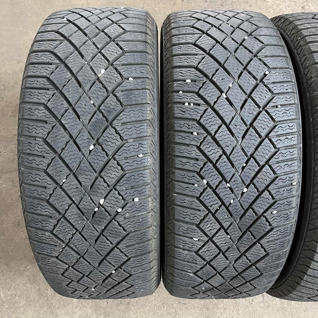 17" - 215/55r17 Continental VikingContact 7 