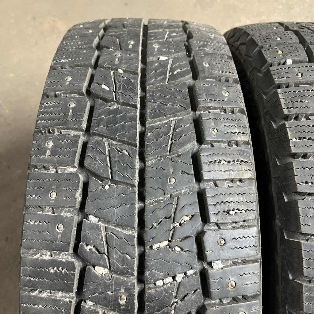 C 16" - 215/60r16C Continental VanContact Ice (2 kpl) 