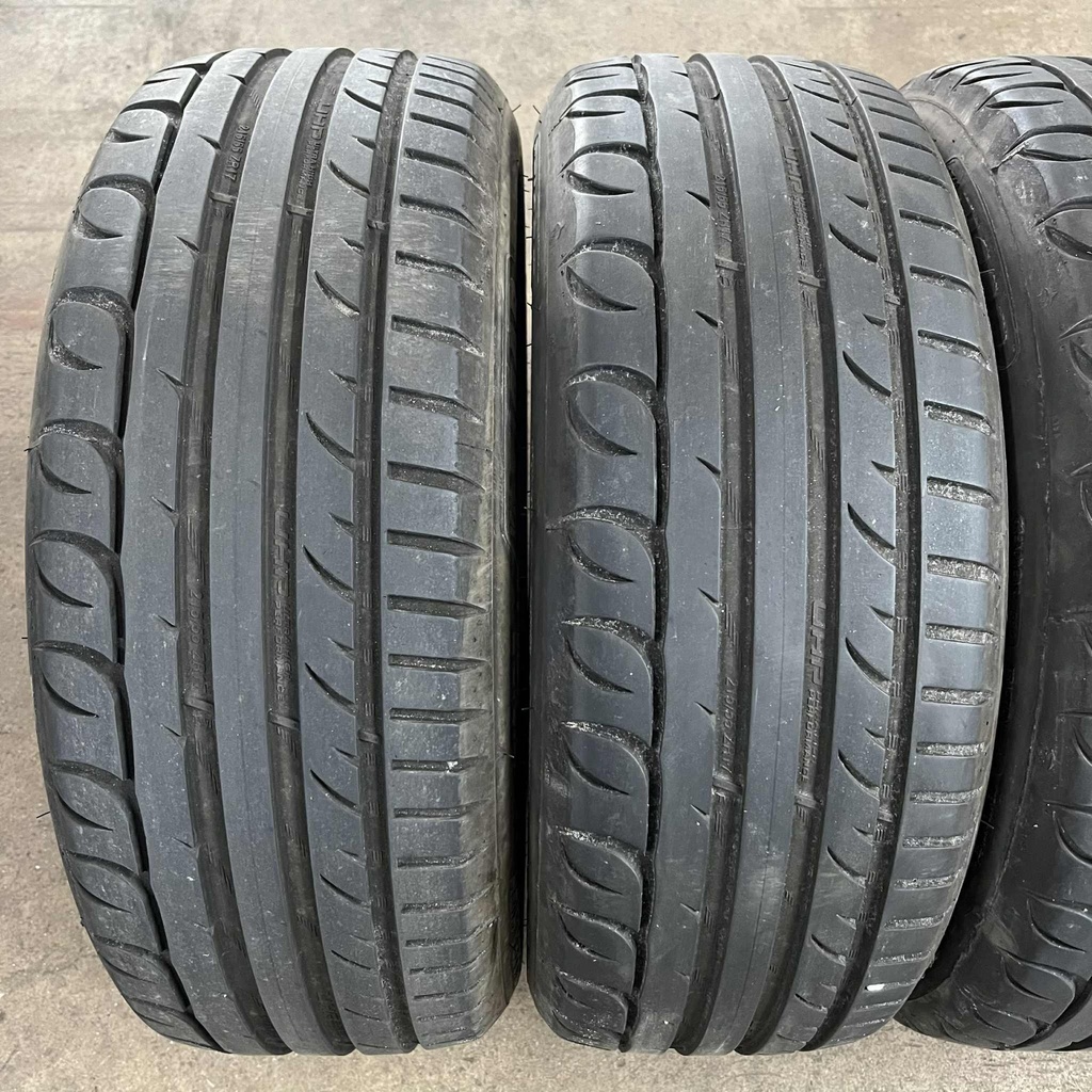 17" - 215/55r17 Tigar UHP Ultra High Performance 