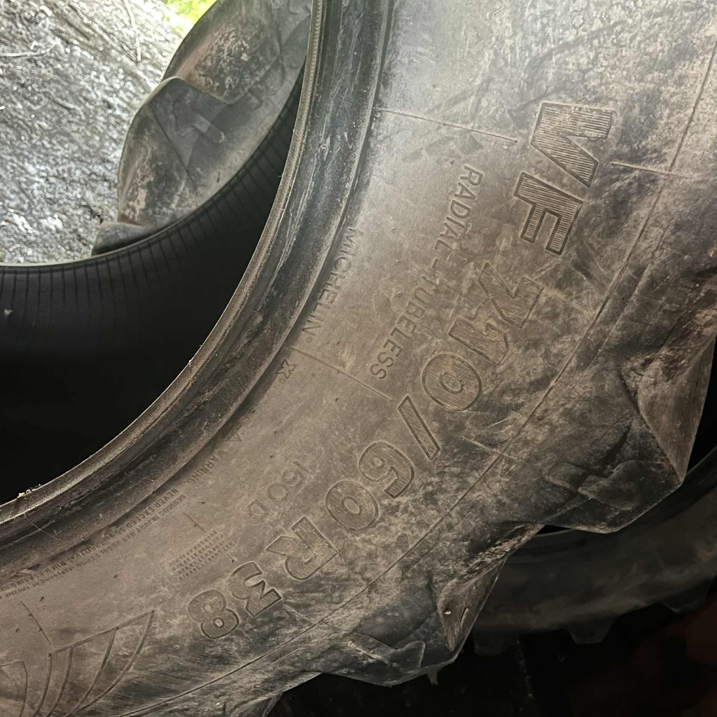 38" - VF 710/60r38 Michelin 