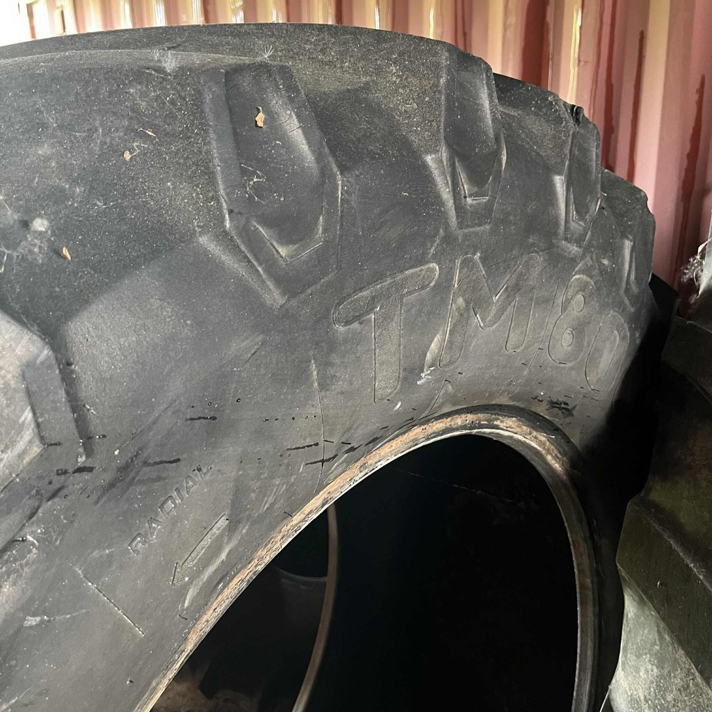 38" - 650/65r38 Pirelli 