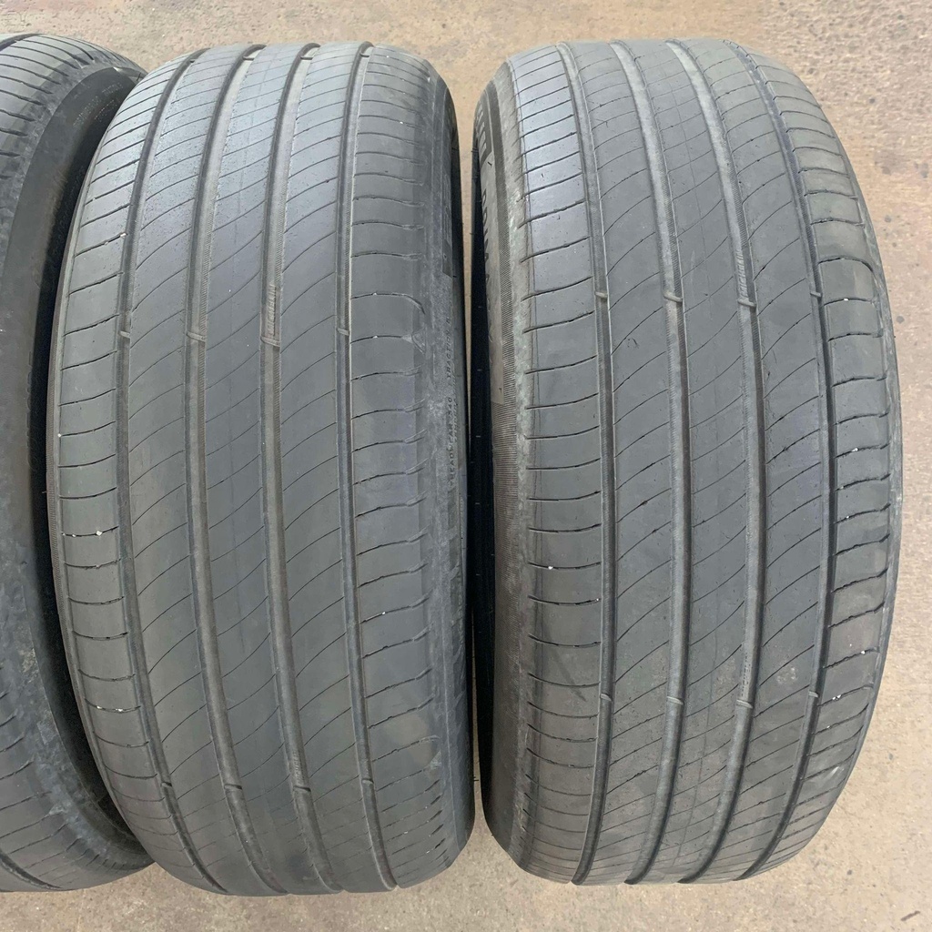 19" - 235/55r19 Michelin Primacy 4 MO 