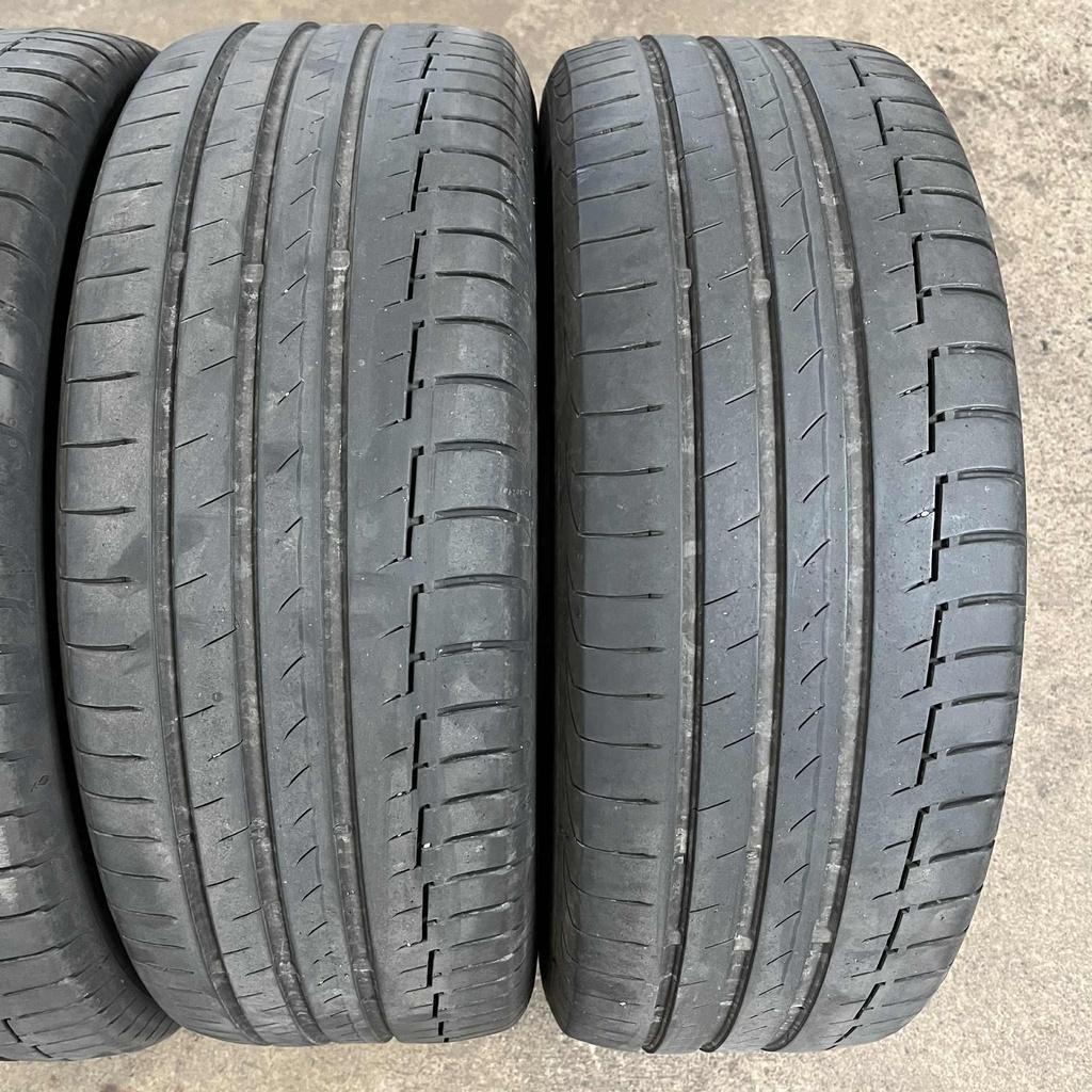 16" - 215/60r16 Continental PremiumContact 6 
