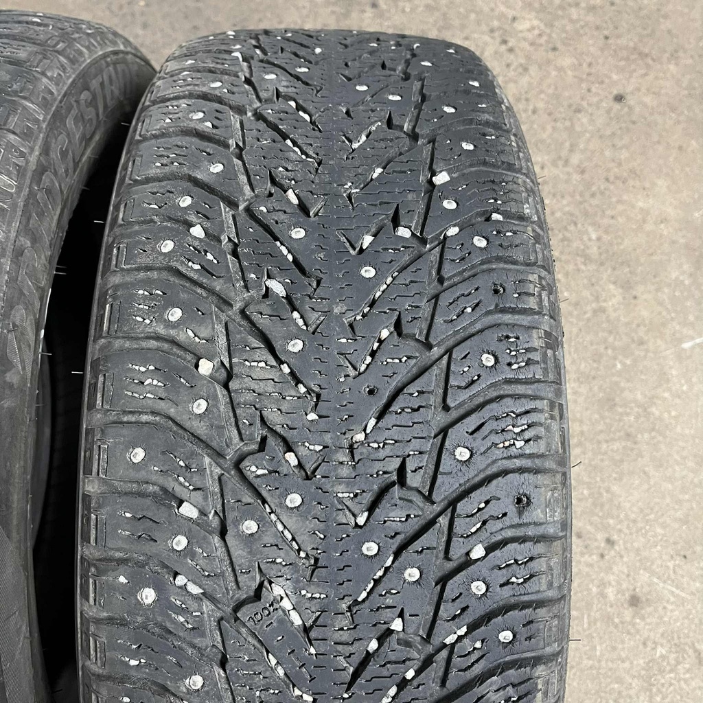 17" - 225/55r17 Bridgestone Noranza 001 (2 kpl) 