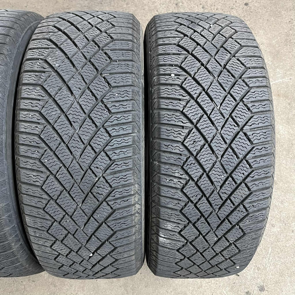 17" - 215/55r17 Continental VikingContact 7 