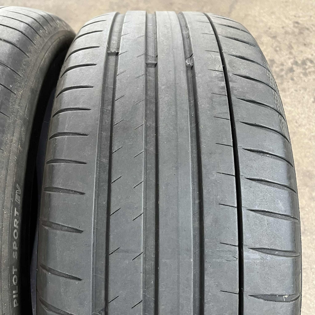 20" - 265/45r20 Michelin Pilot Sport EV T0 Acoustic (2 kpl) 