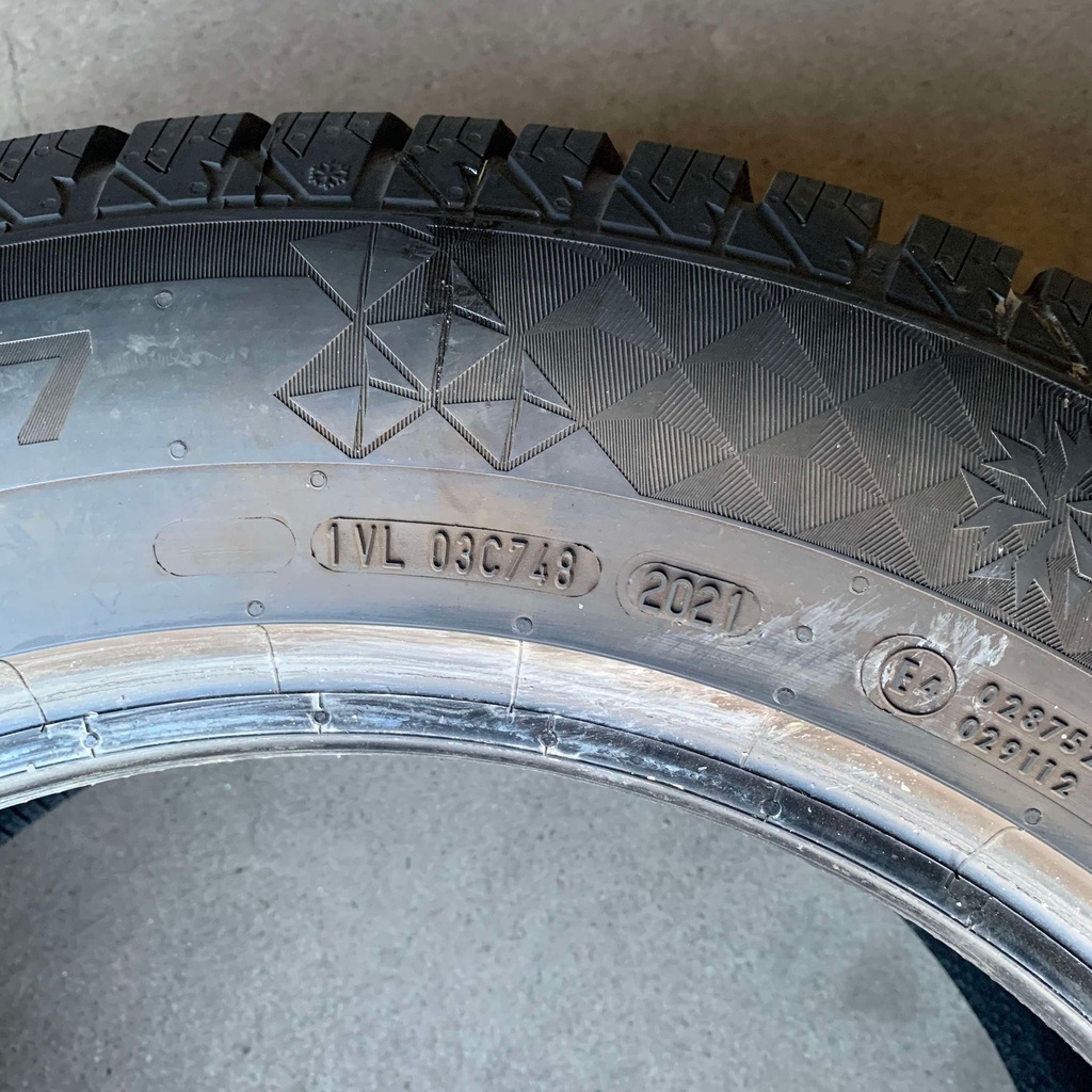 17" - 225/60r17 Continental VikingContact 7 (2 kpl) 