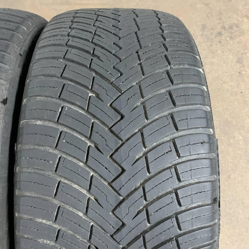 19" - 235/50r19 &amp; 255/45r19 Pirelli Scorpion All Season SF2 