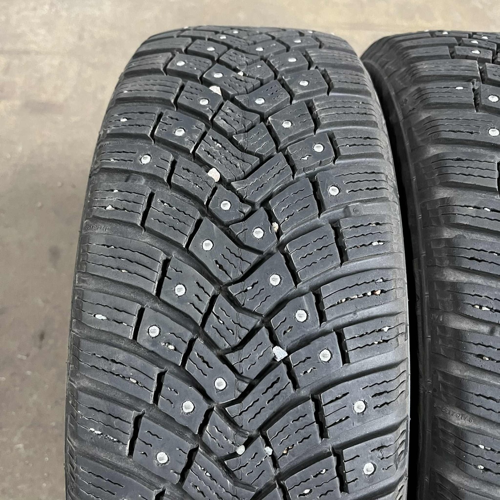 15" - 185/60r15 Continental IceContact 3 