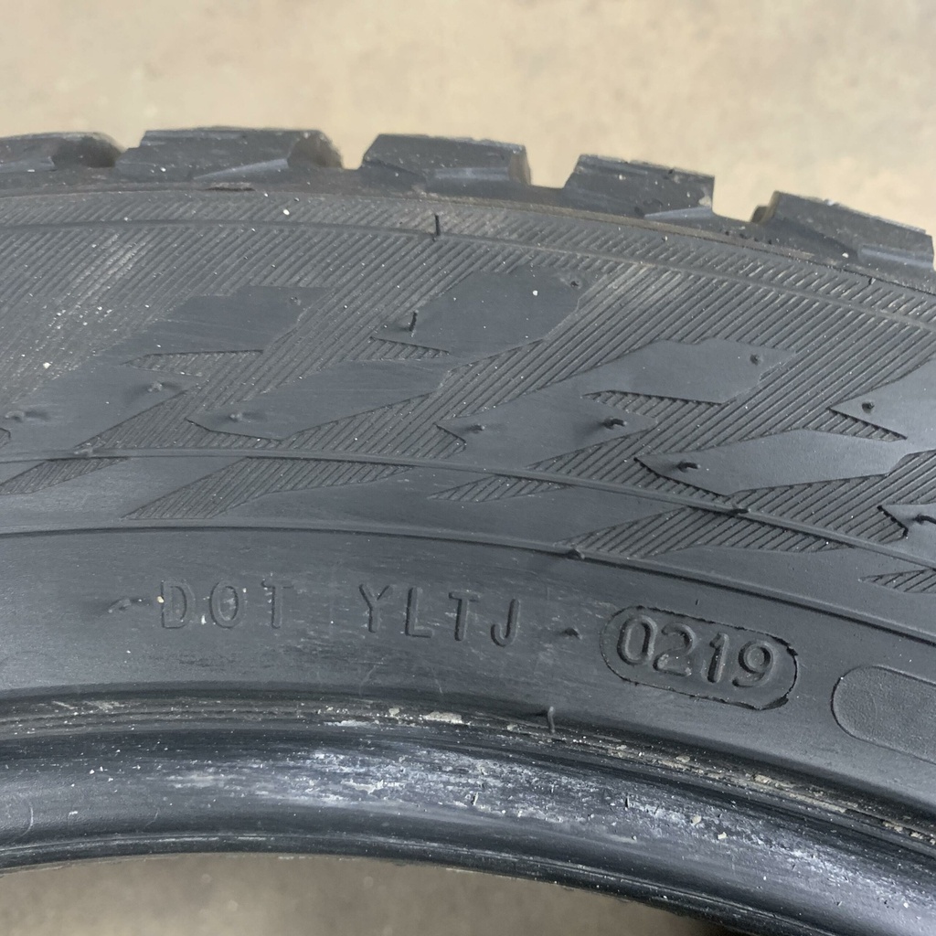 20" - 275/45r20 Nokian Tyres Hakkapeliitta 9 (1 kpl) 