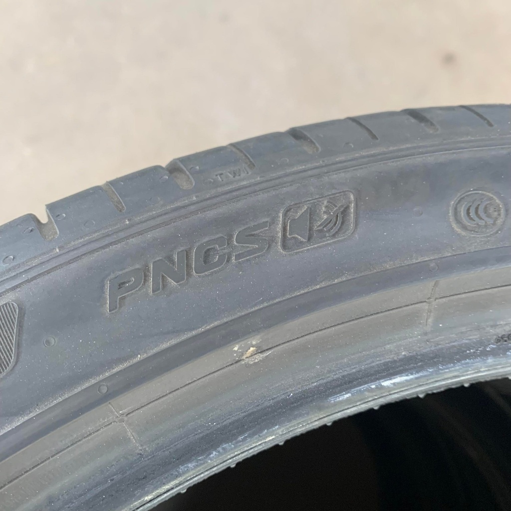 22" - 265/35r22 Pirelli P Zero PNCS 