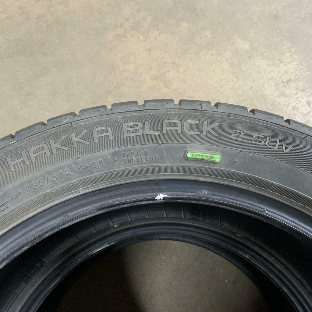 19" - 235/50r19 Nokian Tyres Hakka Black 2 SUV (2 kpl) 