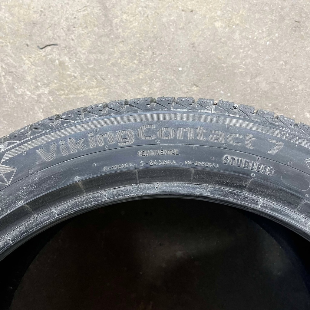 18" - 235/45r18 Continental VikingContact 7 (2 kpl) 