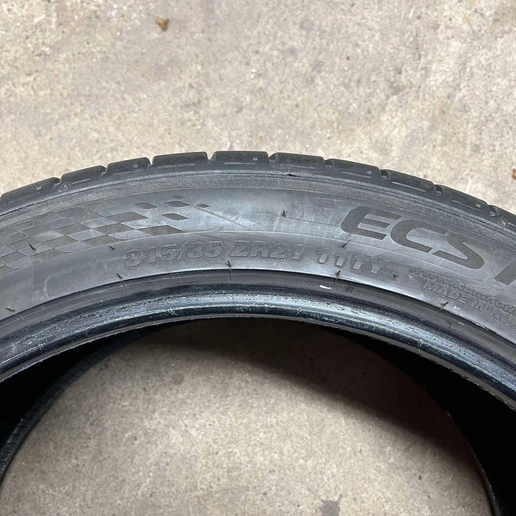 21" - 315/35r21 Kumho Ecsta PS71 (2 kpl) 