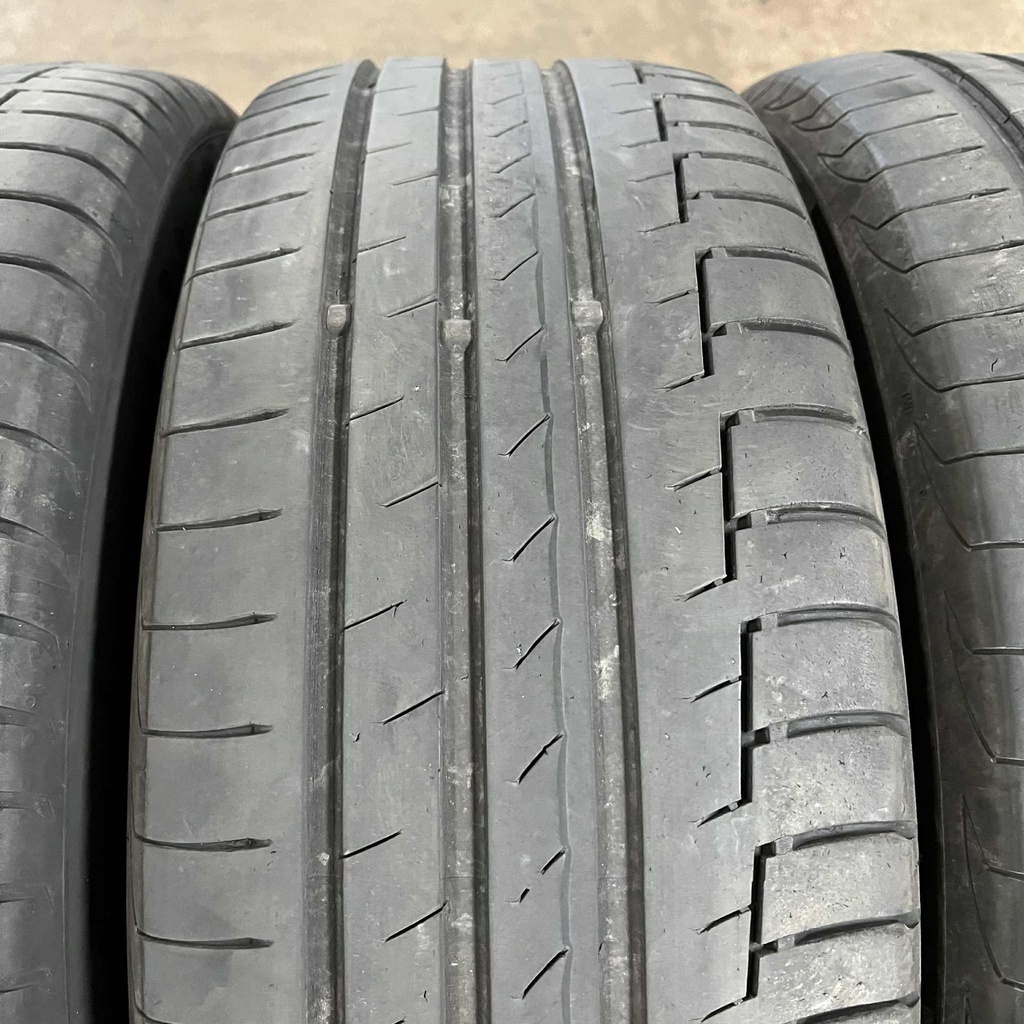16" - 215/60r16 Continental PremiumContact 6 