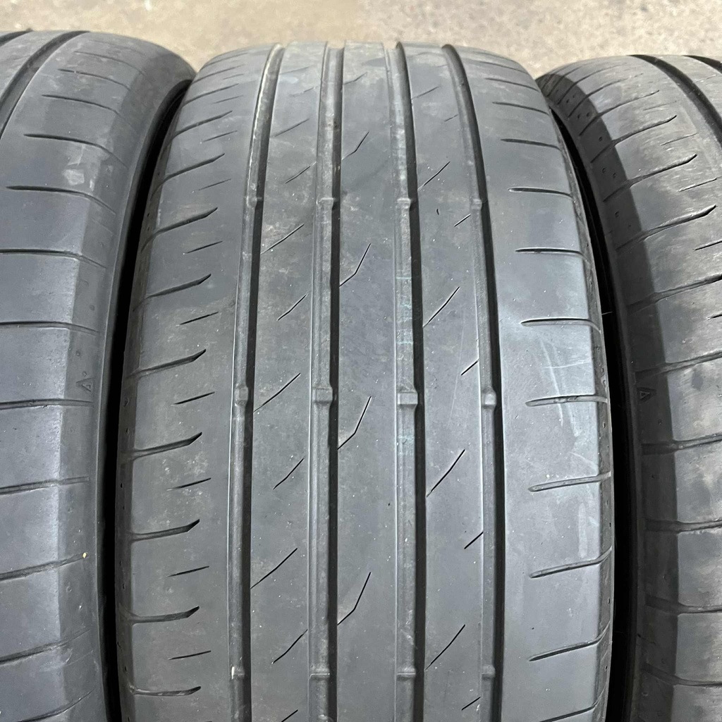 17" - 225/55r17 Toyo Proxes Comfort 