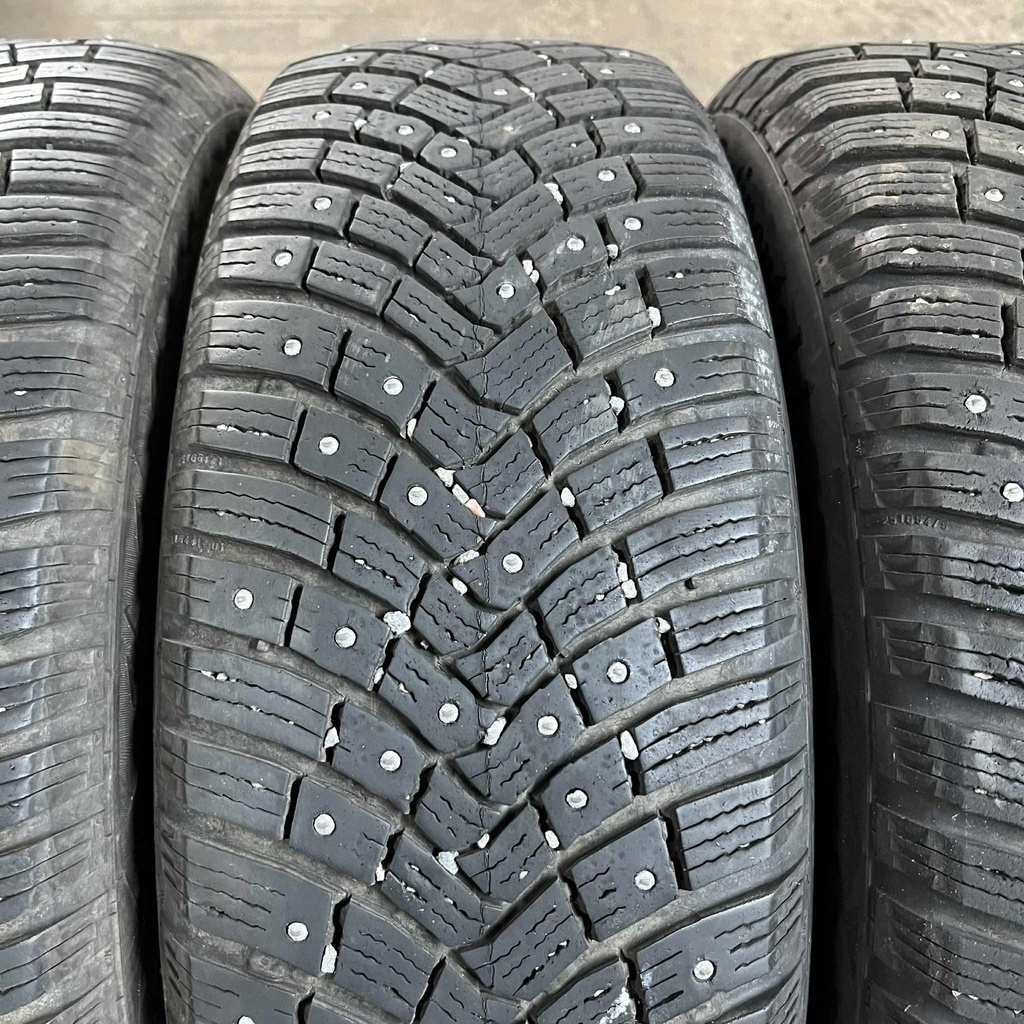 15" - 185/65r15 Continental IceContact 3 