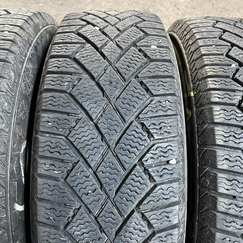 14" - 175/65r14 Continental VikingContact 7 