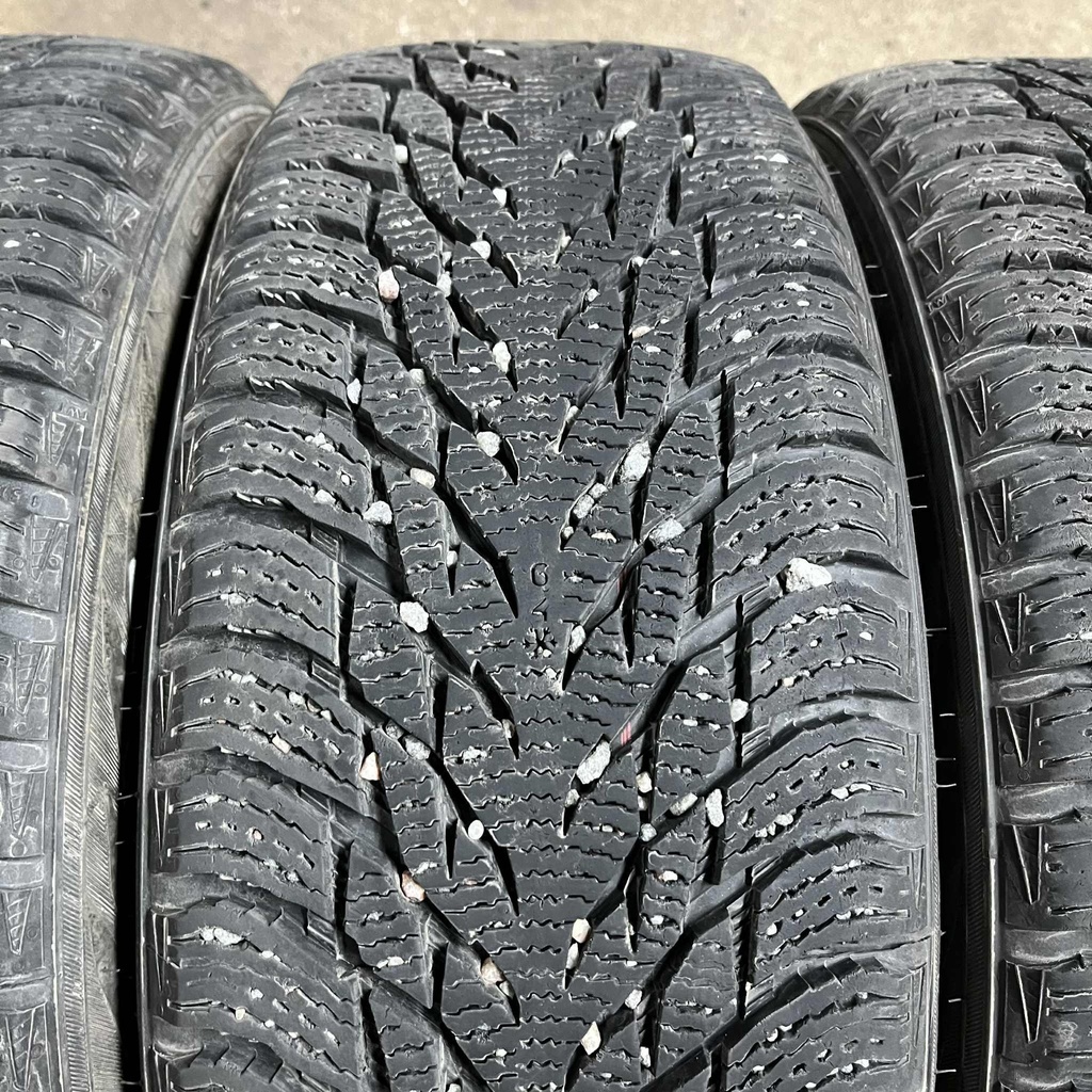 16" - 195/55r16 Nokian Tyres Hakkapeliitta R3 