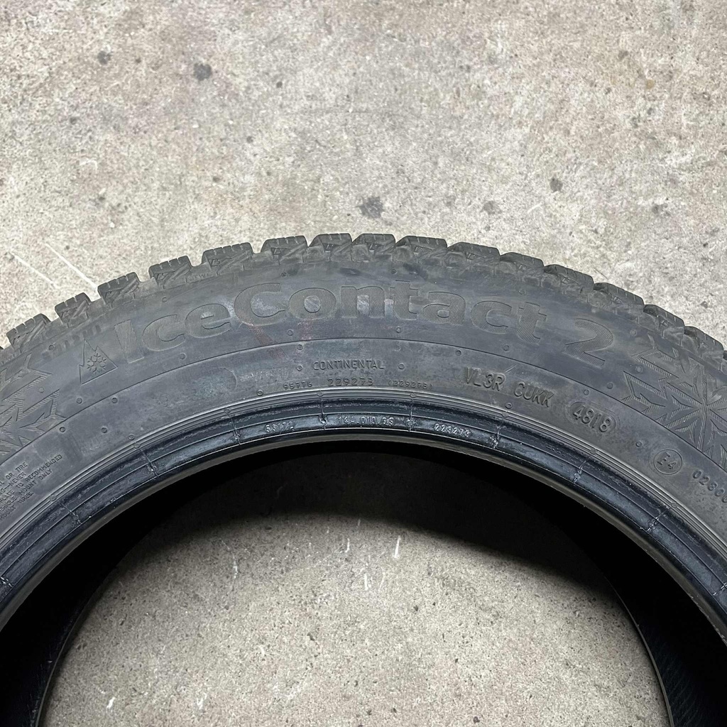 17" - 215/55r17 Continental IceContact 2 (2 kpl) 