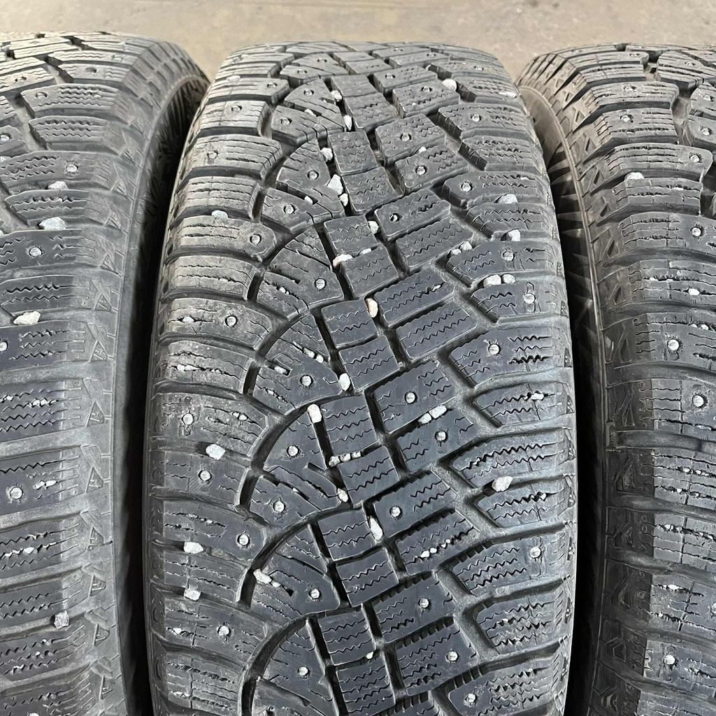 16" - 215/60r16 Continental IceContact 2 