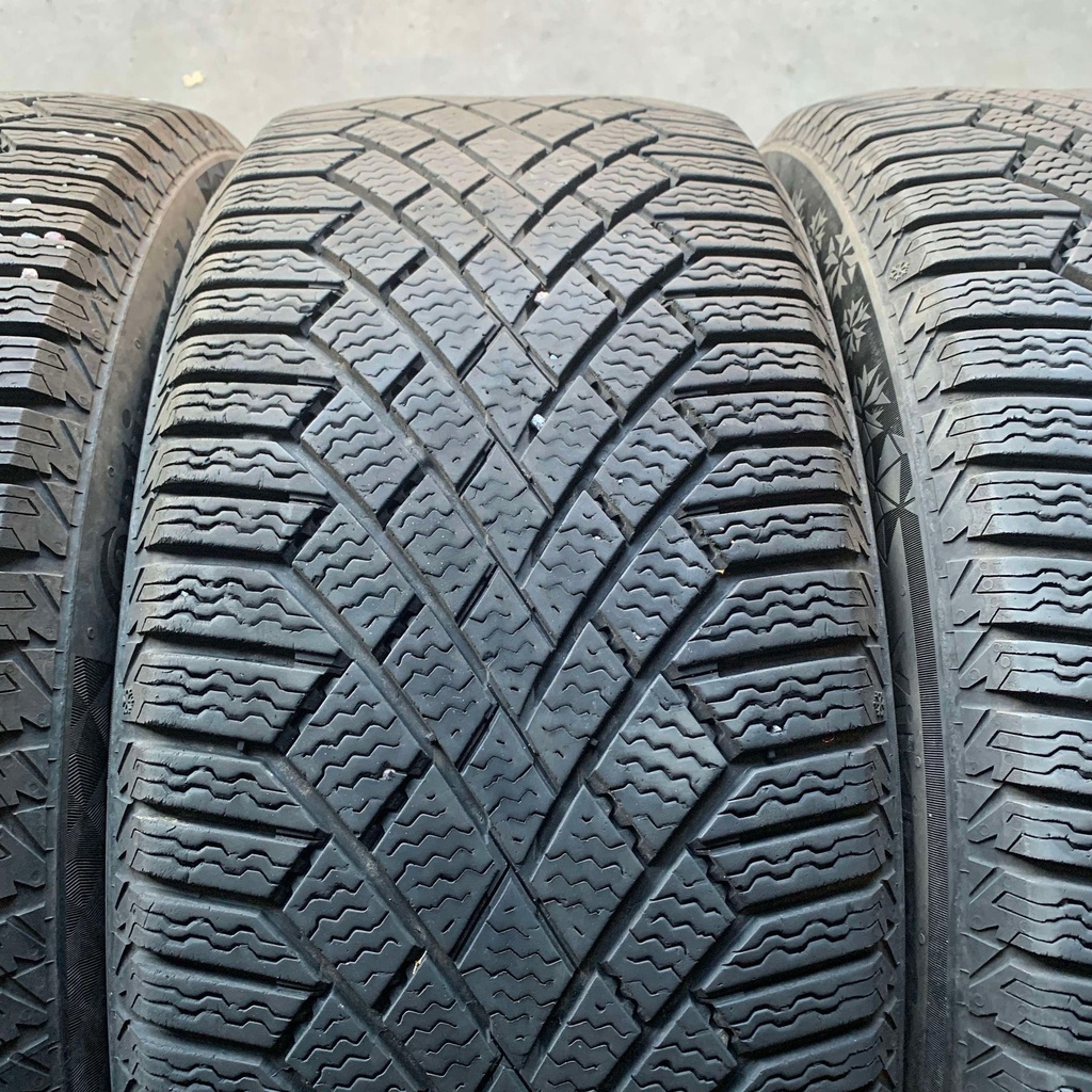 18" - 225/50r18 Continental VikingContact 7 