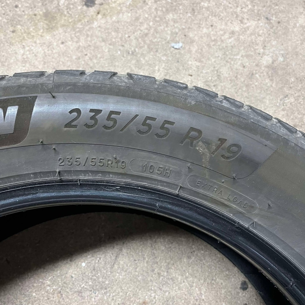 19" - 235/55r19 Michelin CrossClimate 2 VOL 