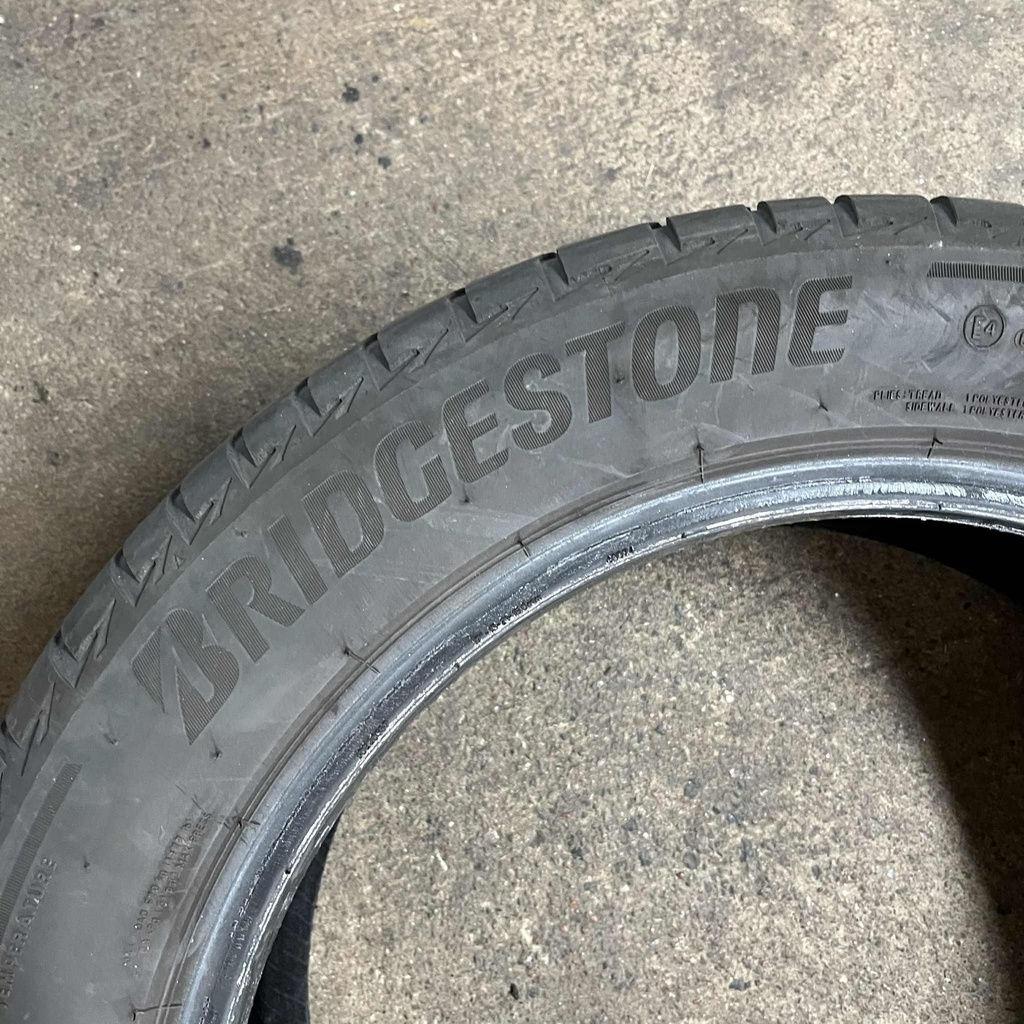 17" - 215/55r17 Bridgestone Turanza T005 (2 kpl) 