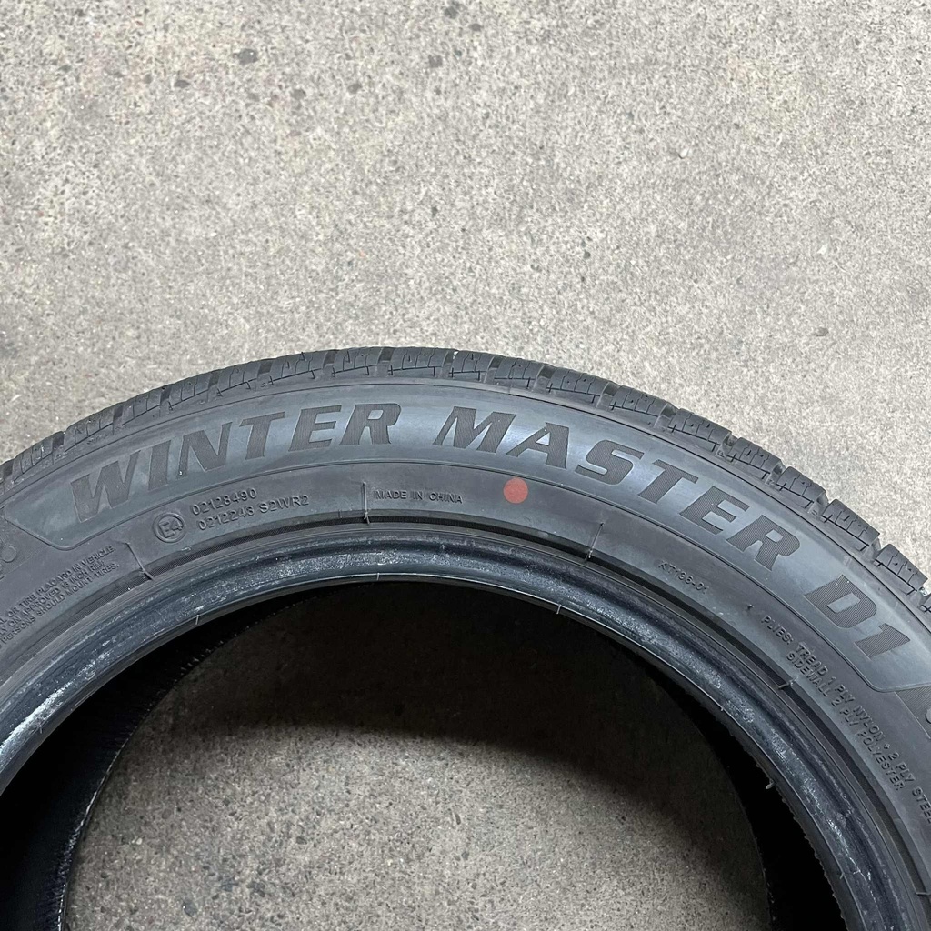 16" - 205/55r16 Greentrac Winter Master D1 (2 kpl) 