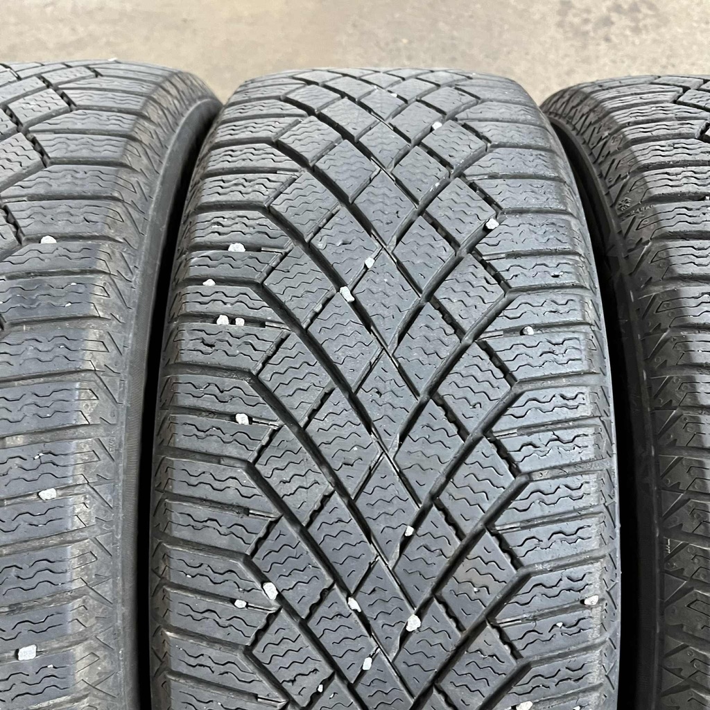 17" - 215/55r17 Continental VikingContact 7 