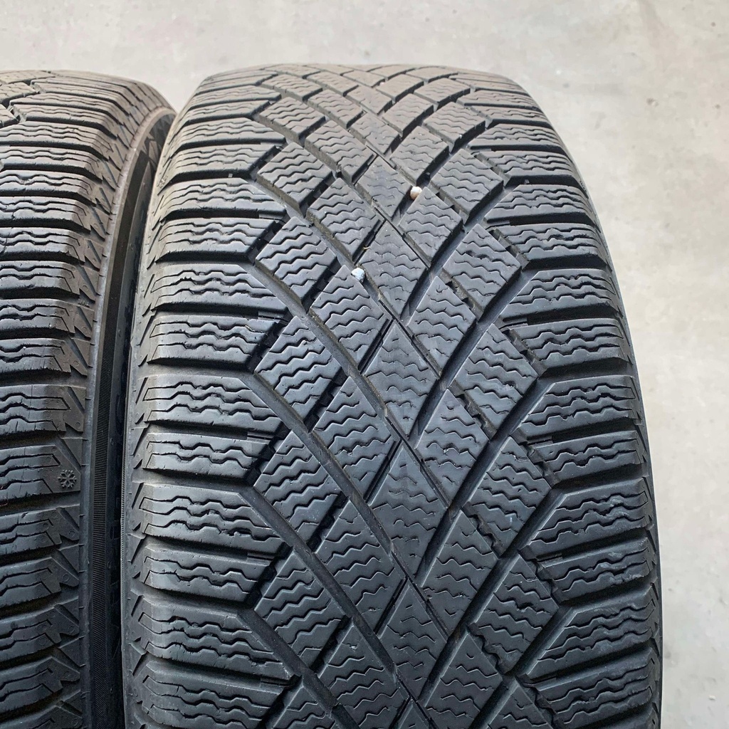 18" - 225/50r18 Continental VikingContact 7 