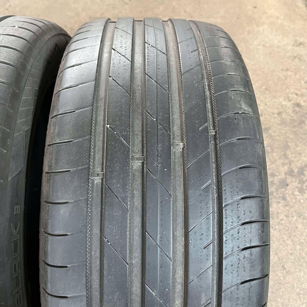 18" - 235/45r18 Nokian Tyres Hakka Black 3 