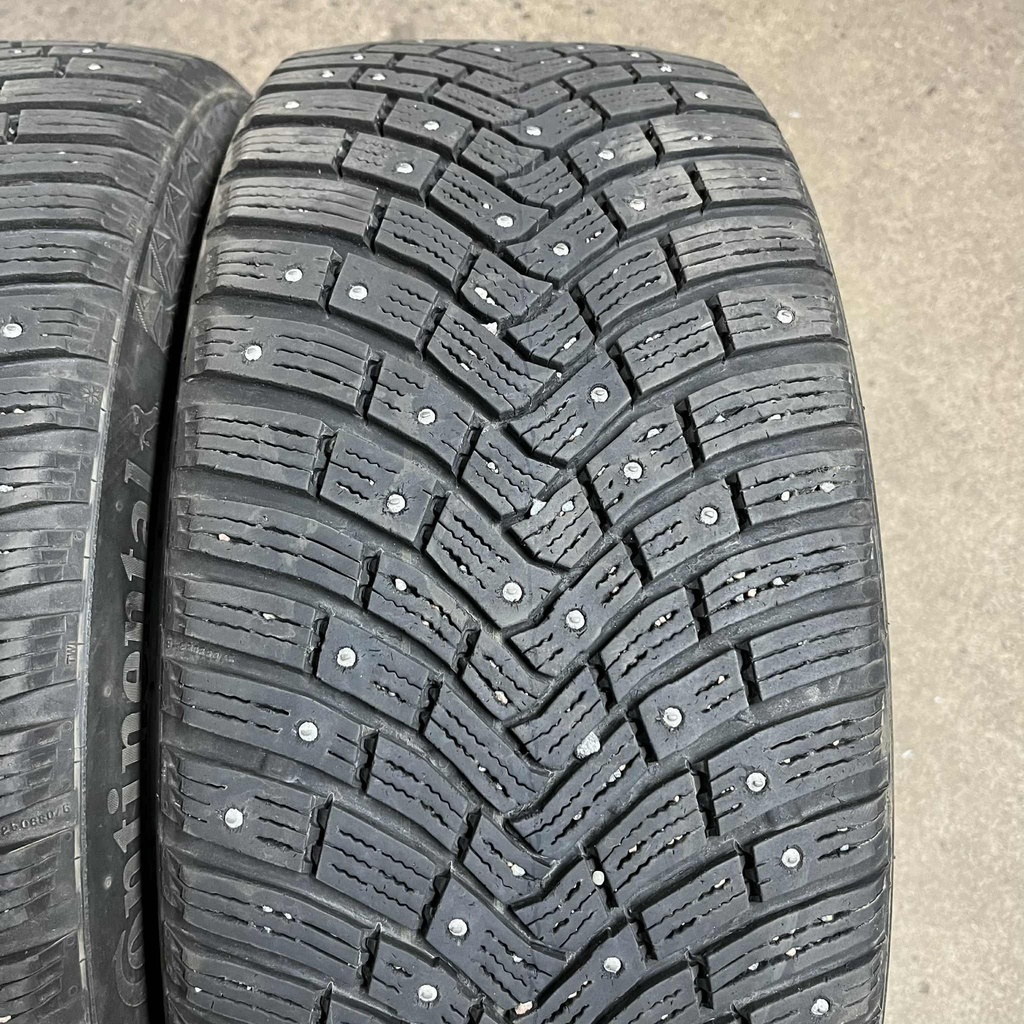 18" - 225/45r18 Continental IceContact 3 