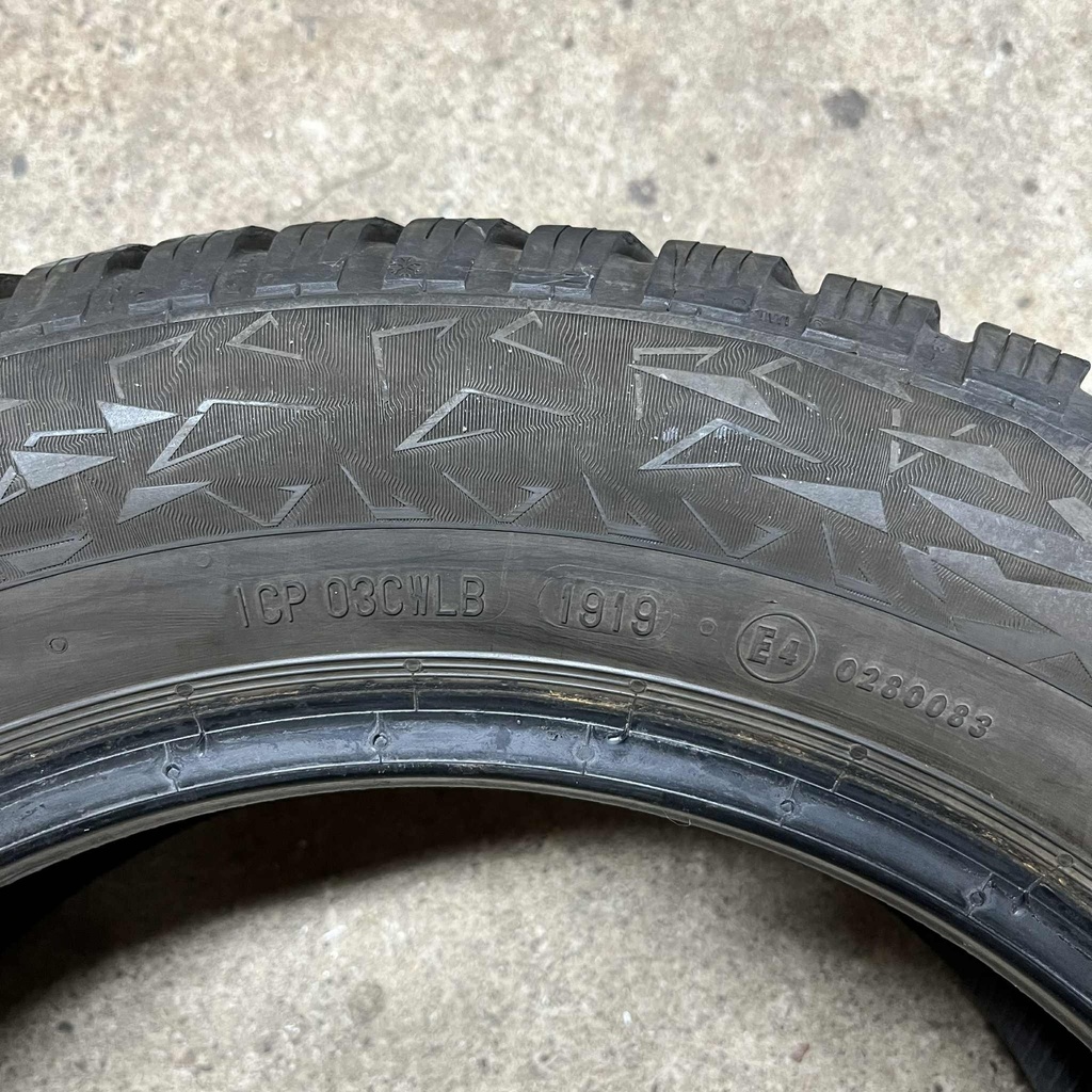 15" - 185/65r15 Continental IceContact 3 