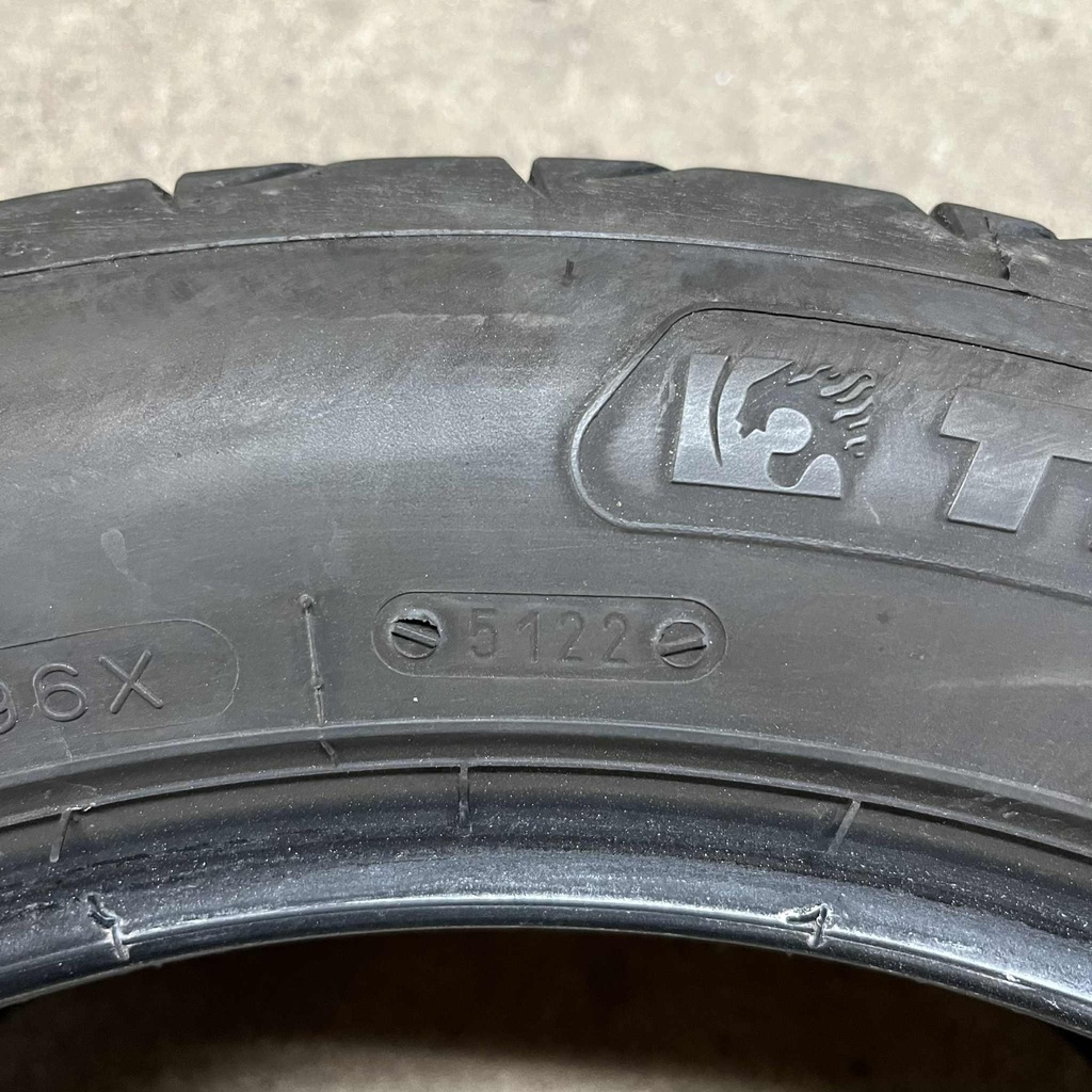 17" - 215/55r17 Tigar UHP Ultra High Performance 