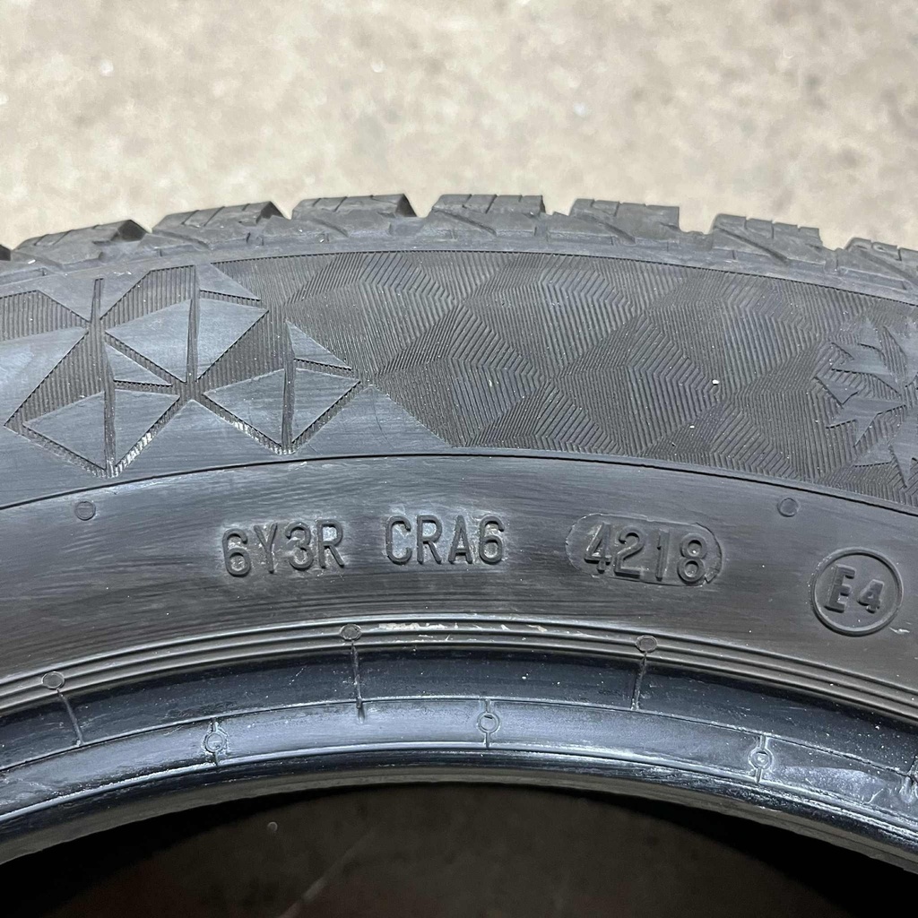 17" - 215/55r17 Continental VikingContact 7 