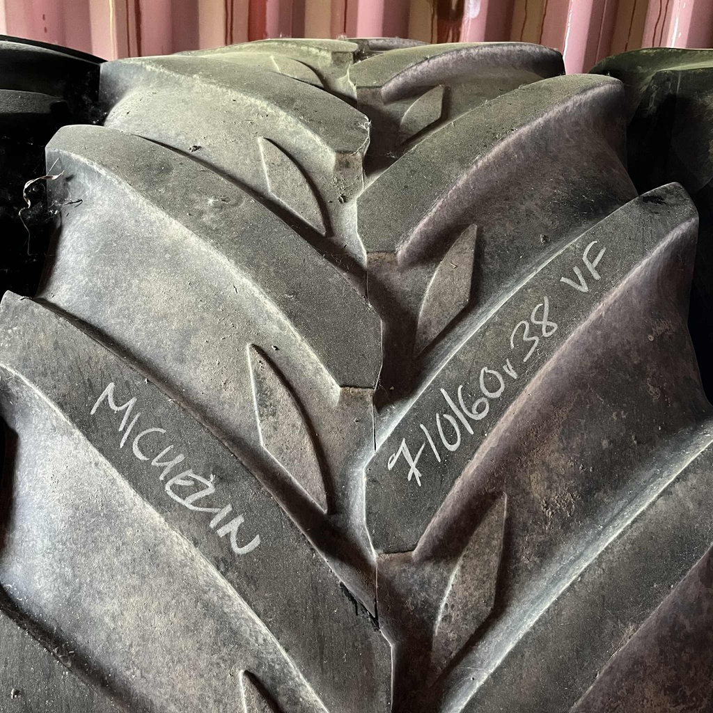 38" - VF 710/60r38 Michelin