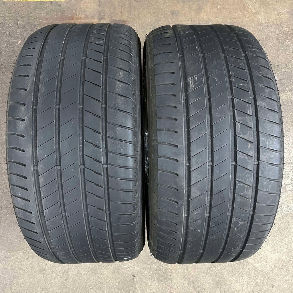 20" - 305/40r20 Bridgestone Alenza 001 FRT (2 kpl)