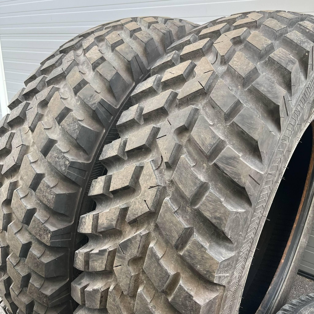 "38 - 480/80r38 Nokian Tyres TRI 2 (2 kpl)