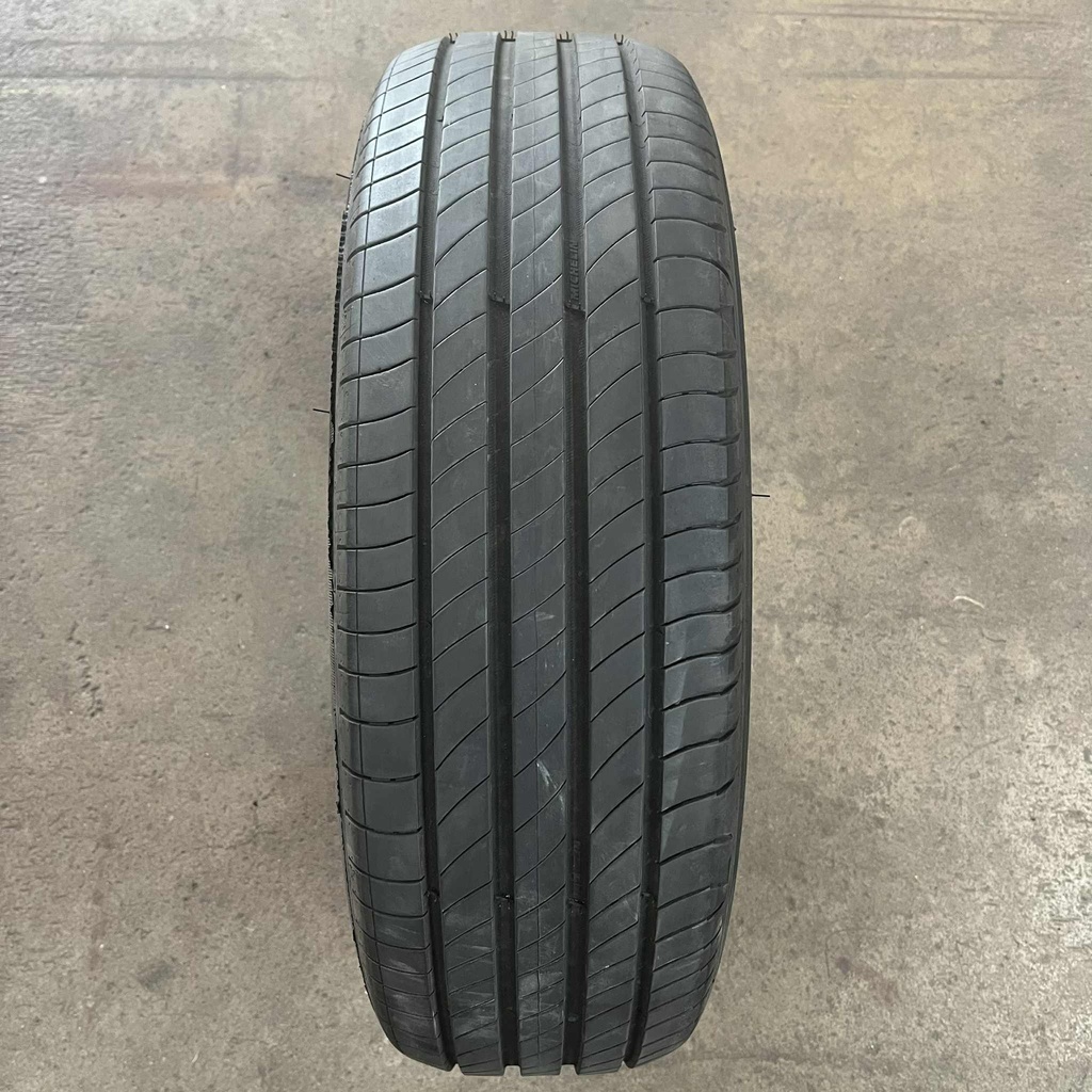 18″ – 195/60r18 Michelin e-Primacy (1 kpl)